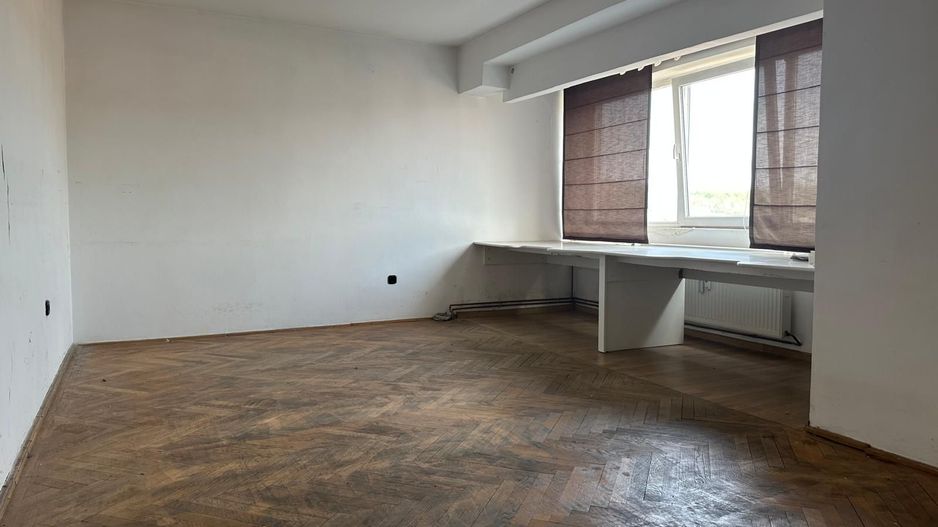 Apartament 4 camere – Ultracentral, Bld. Magheru, Oradea-149.900 euro - Poză 10