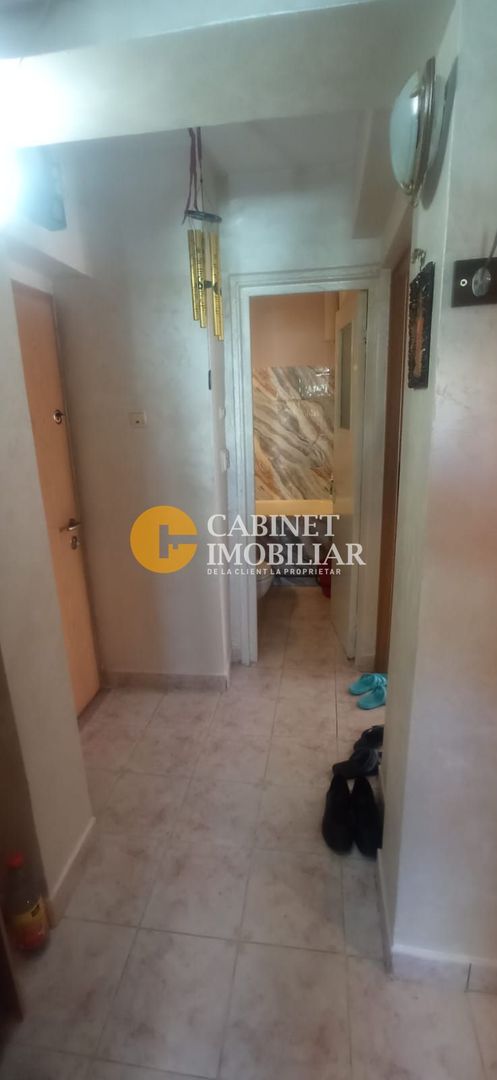 Apartament 2 camere decomandat - zona Alexandru cel Bun - Poză 3