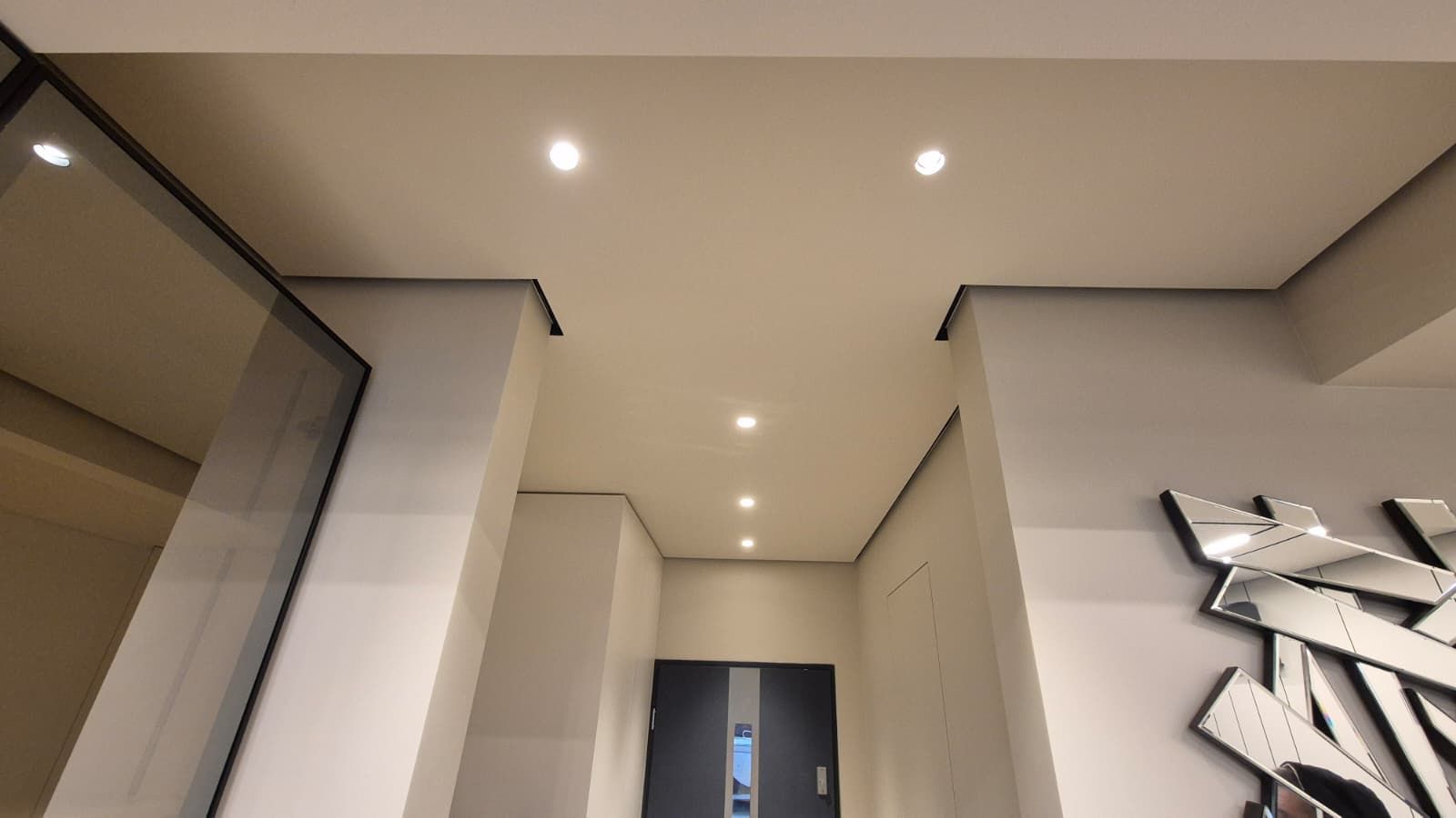 VILA NOUA | MOBILATA SI UTILATA | DAMAROAIA | LANGA PETROM CITY - Poză 11