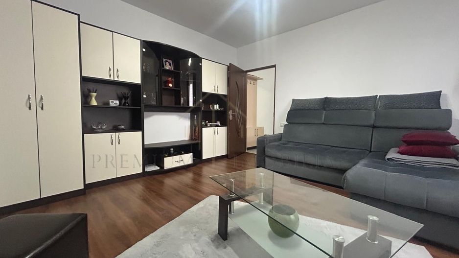 Apartament 2 camere zona centrala - Poză 1
