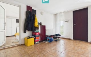 Casă retrasă Pișchia – 4 camere, teren 920 mp - Poză 5
