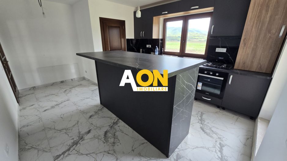 Casa Individuala 4 Camere, 2 Bai, 500mp Teren - Poză 3