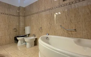 INCHIRIERE CASA 7 CAMERE | PISCINA ACOPERITA | ZONA VATRA LUMINOASA - Poză 22