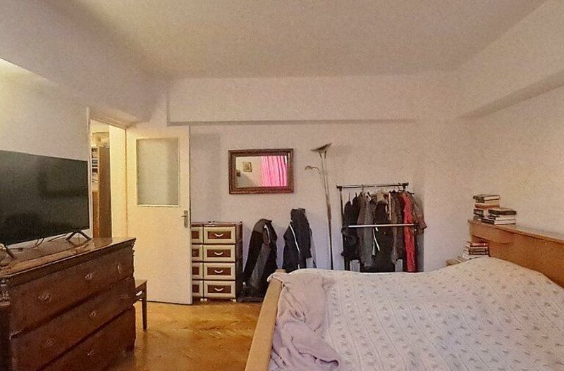 4 camere | 137 mp | Matei Voievod - Poză 10