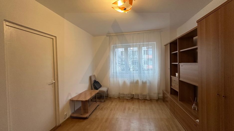 Apartament 2 camere bucatarie inchisa si baie cu geam pe Nicolae Iorga - Poză 2