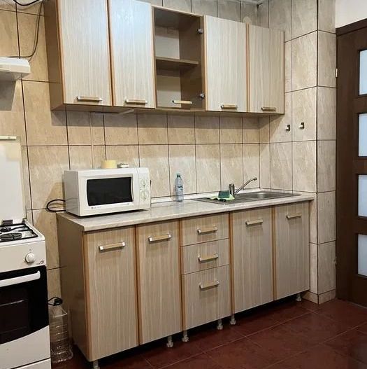 AP. 2 CAMERE GHENCEA, BUCATARIE INCHISA, MOBILAT MODERN, LIBER - Poză 5