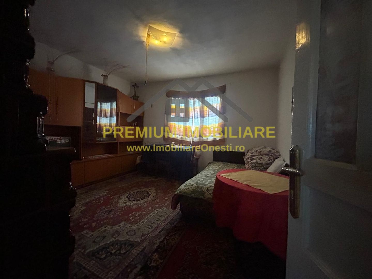 Casă batraneasca+ teren 999 mp intravilan în Oituz - Poză 15