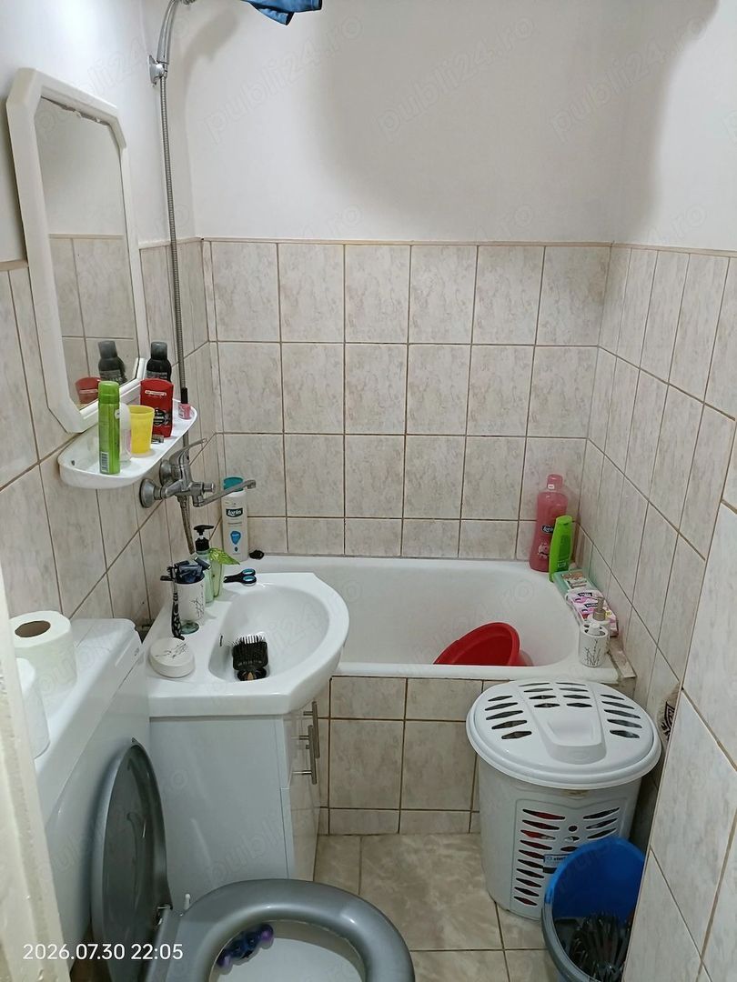 BRASADAS vinde garsonieră la etajul 1/4 pe Ostrovului. - Poză 3