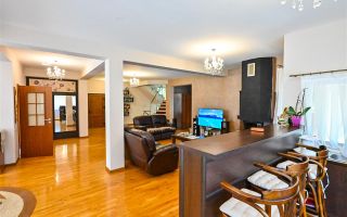Vila cu 1.500 mp teren, gradina amenajata, linistita zonare,  Halchiu, Brasov - Poză 26
