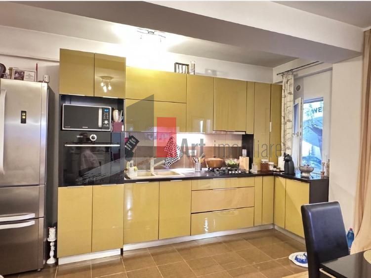 Vand Ap. 4 camere Str. Rezervelor 70 Militari Residence - Poză 1
