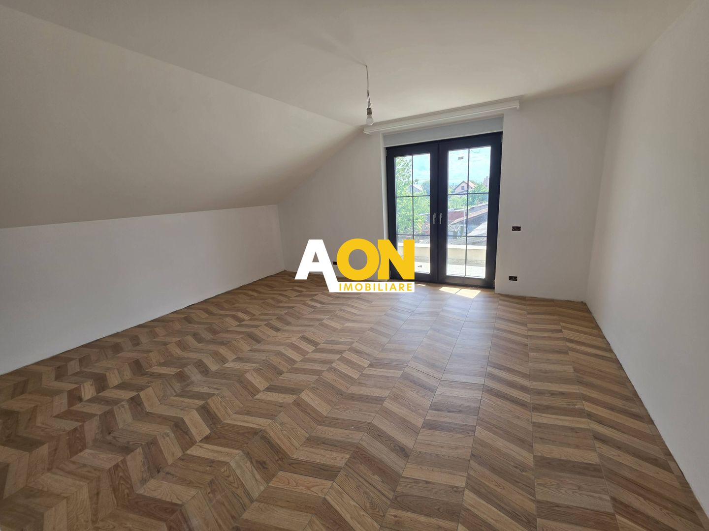Casă nouă, impozantă,  6 camere, 1346 mp teren, Bărăbanț - Poză 26