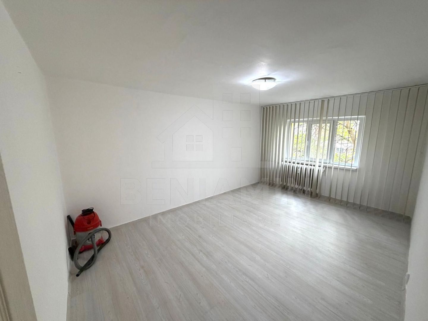 2 camere decomandat - etaj 2 - 52mp - teava de gaze - Sarari - Poză 1
