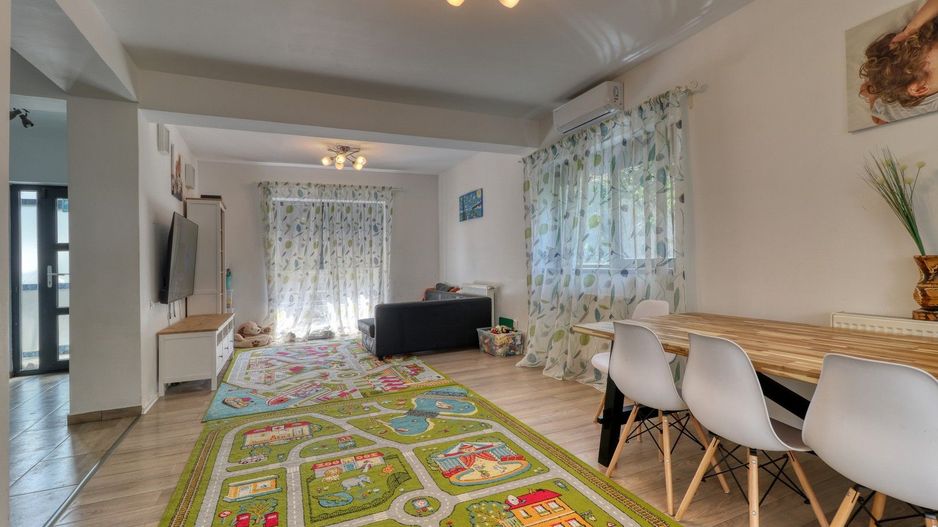 Tunari- Vilă individuală -4 camere si gradina- - Poză 10