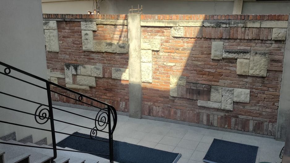 De inchiriat! Casa pretabila birouri, in Gruia - Poză 2