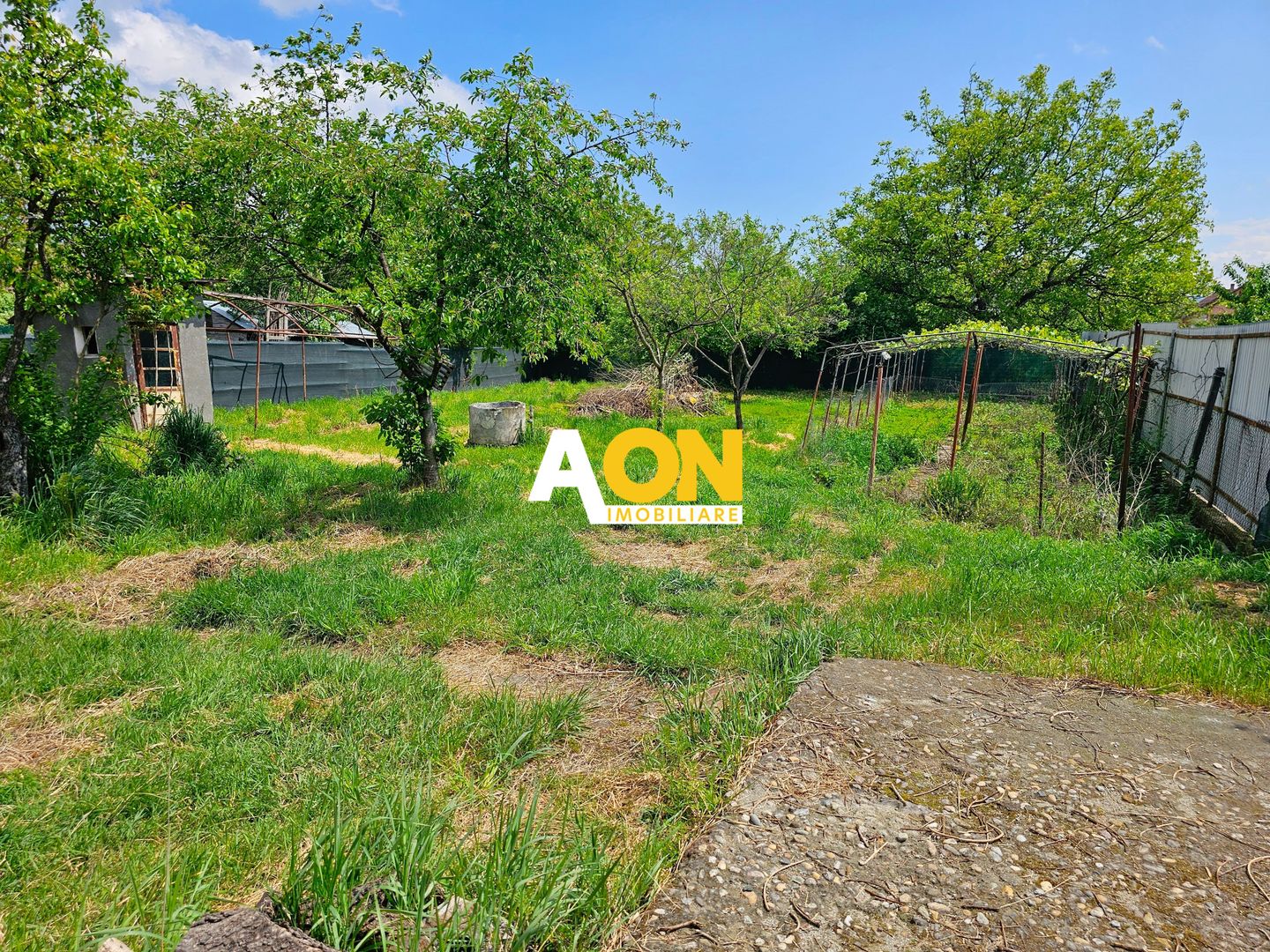 Casa S+P+M, 5 camere,  955 mp teren, zona Centru - Poză 2