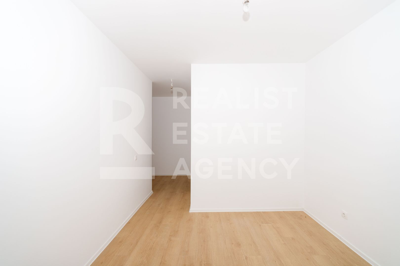 Vânzare, apartament cu 4 camere în zona Bucureștii Noi - Poză 9