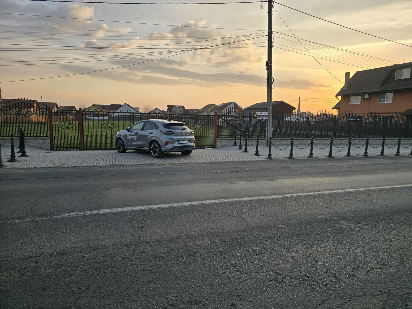 Teren 6.130 mp. deschidere la 2 drumuri 110 euro mp - Poză 15