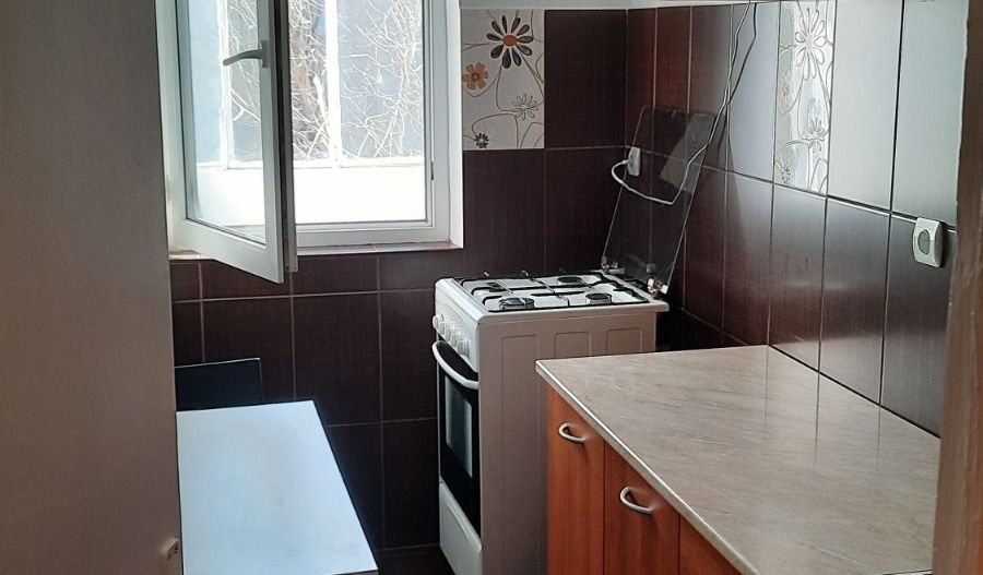 Garsoniera bloc mixt 1983, Favorit, Drumul Taberei - Poză 4