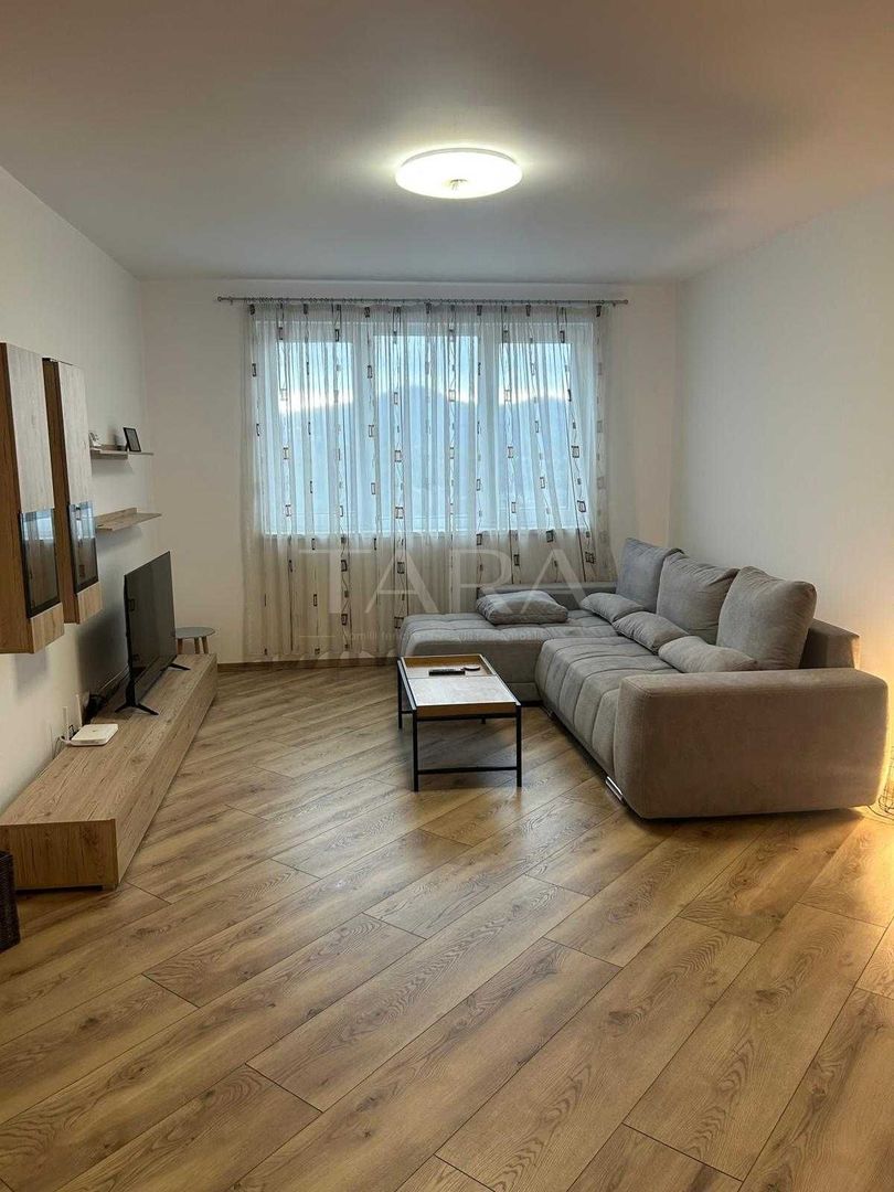 Apartament cu 2 camere, parcare subterană. Panoramă, zona BMW. - Poză 3