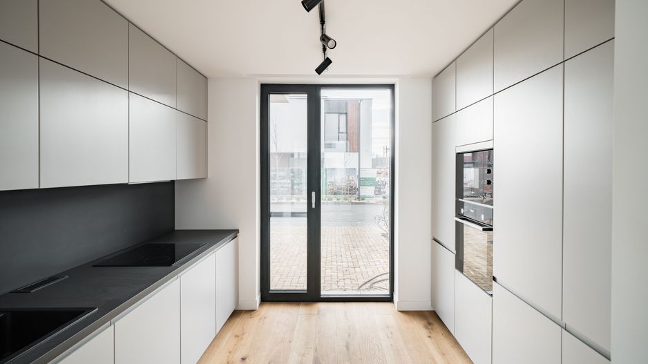 Vila tip UV03 mobilata partial in Amber Forest-prima inchiririere - Poză 8