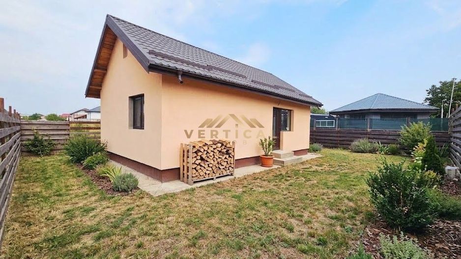 Casă P+pod de vânzare în Comuna Berceni - Poză 2