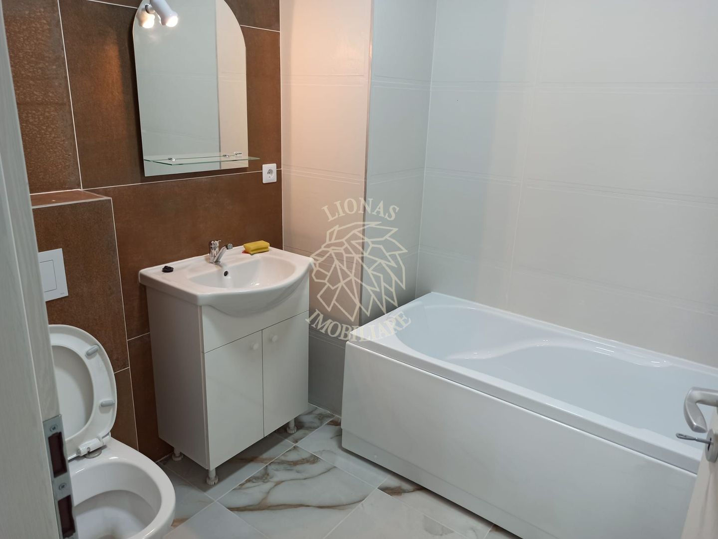 Apartament Nou 3 camere 72 mp+balcon 25 mp-et 1-parcare-C. Moldovei - Poză 7