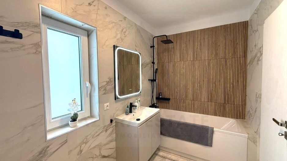 Apartament prima închiriere 3 camere balcon parcare - zona Dedeman - Poză 2