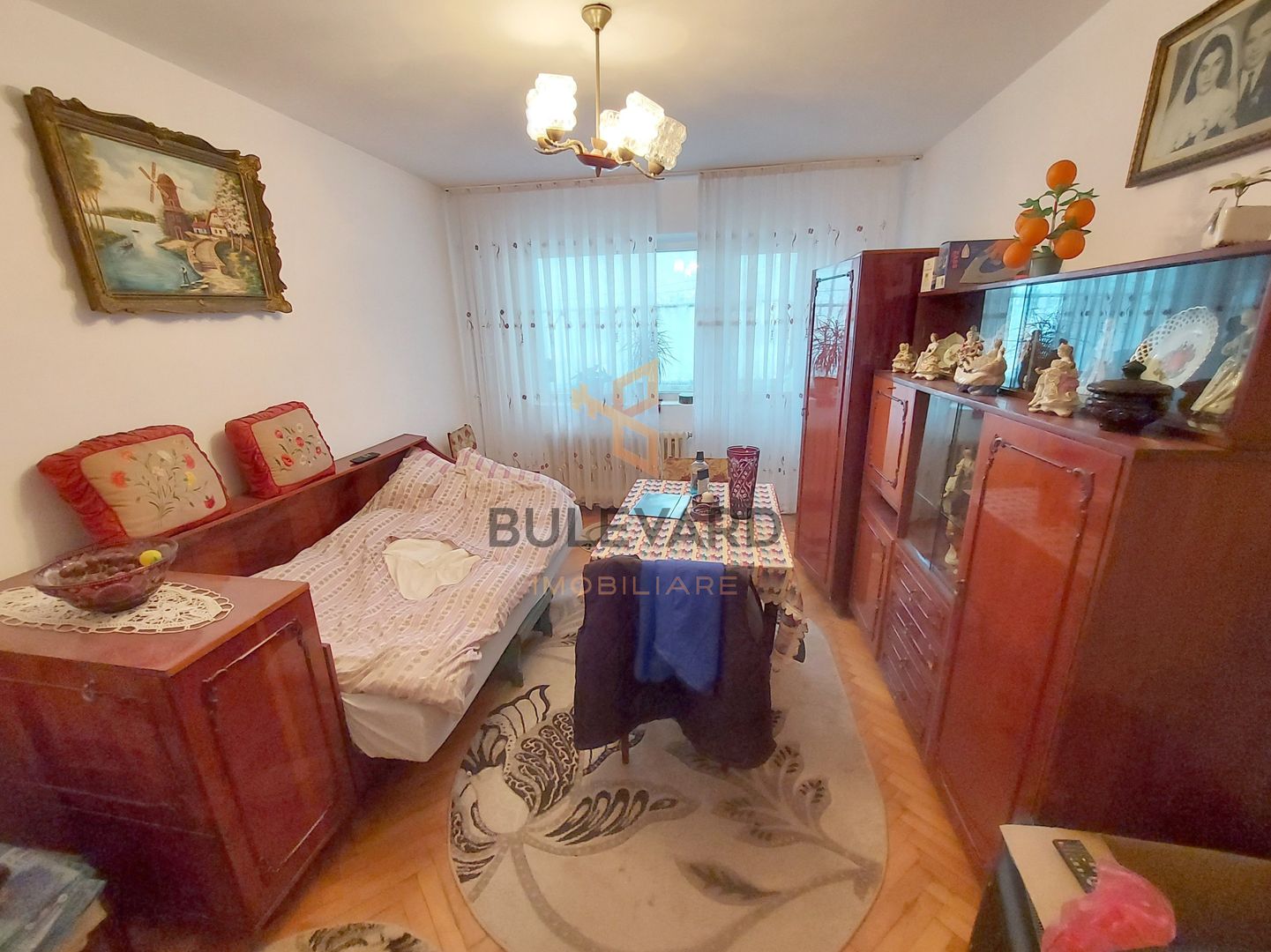 Apartament cu 2 camere,  52 mp,  zona strazii Peana! - Poză 2