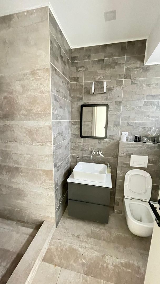 VILA DE INCHIRIAT PARCARE   BIROURI ZONA  PIPERA - Poză 14