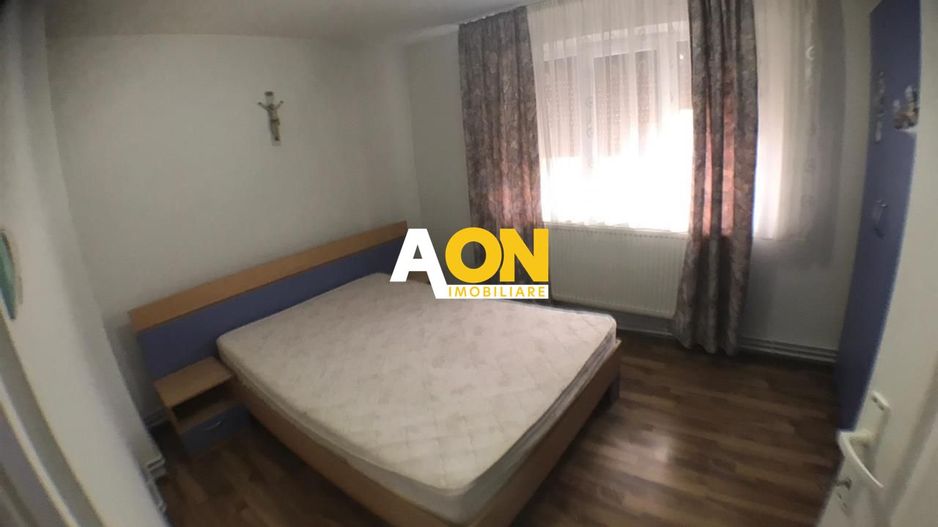 Apartament cu 3 camere de inchiriat, decomandat, Cetate - Poză 5