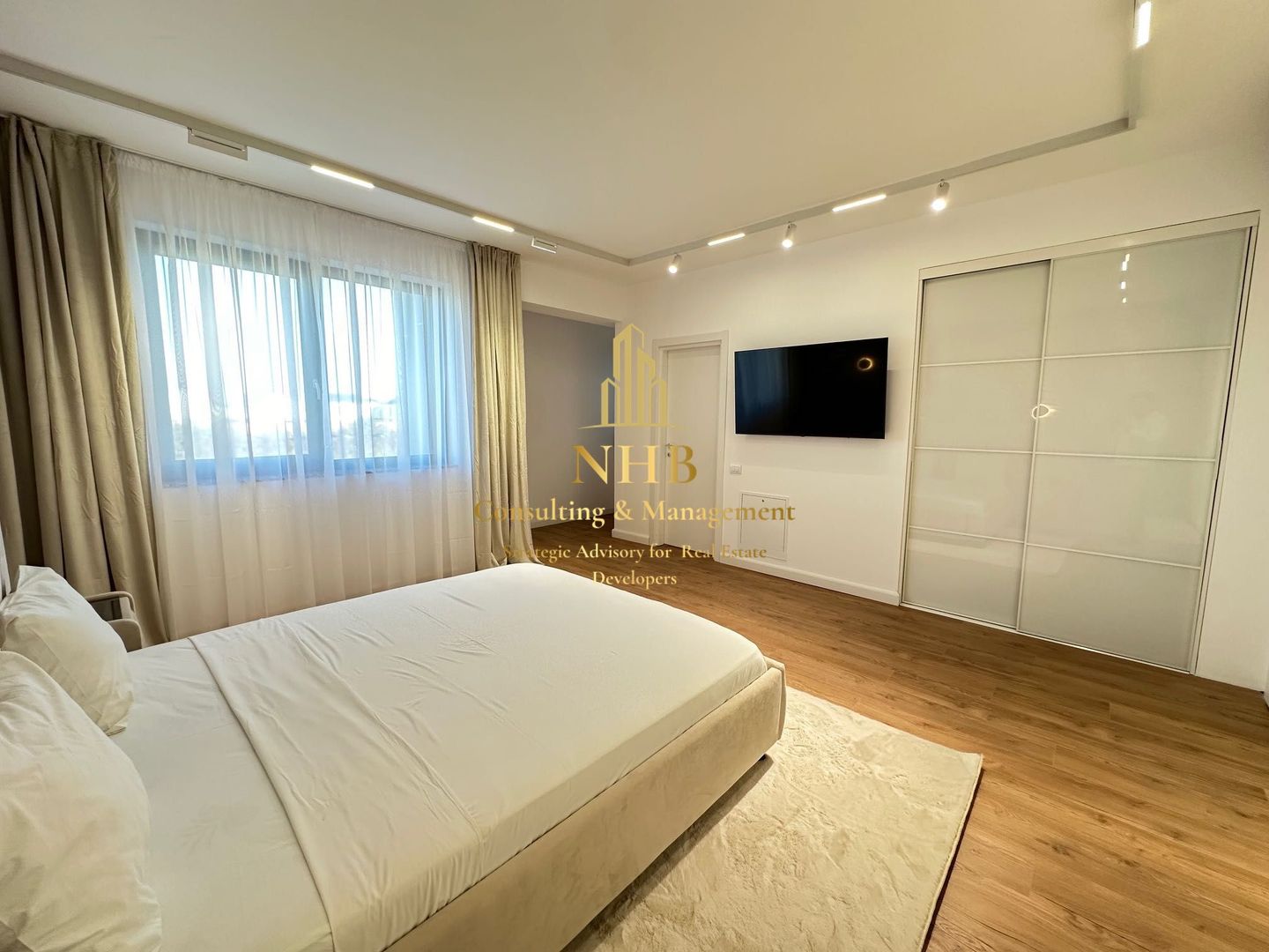 Vila de inchiriat - 4 camere- Pipera,Tunari - Poză 8