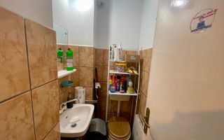 Apartament de vânzare - 3 camere, Turnișor - Poză 8