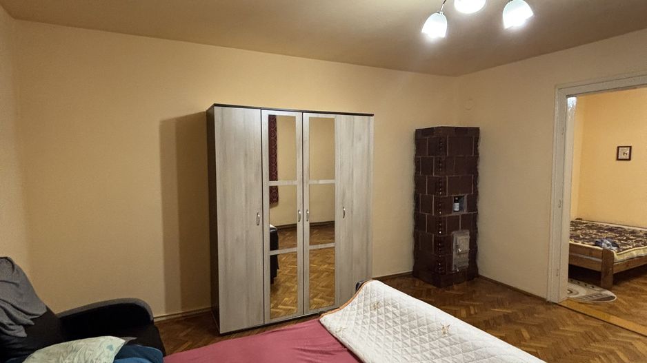 Casa cu teren și grădina zona Bogdanestilor - Poză 8