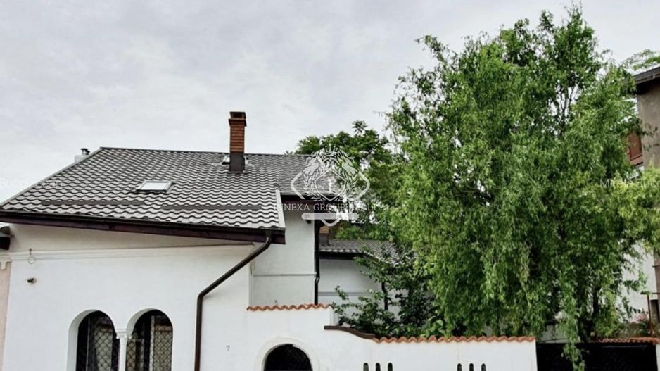 Dacia | Vila interbelică 7 camere | 2 curți amenajate | 4 locuri de parcare - Poză 1