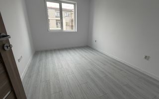 2 camere | Decomandat | La asfalt | Loc de parcare | Statie de autobuz - Poză 5