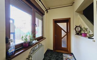 Casa indiduala de vanzare, Lipoveni - Poză 5