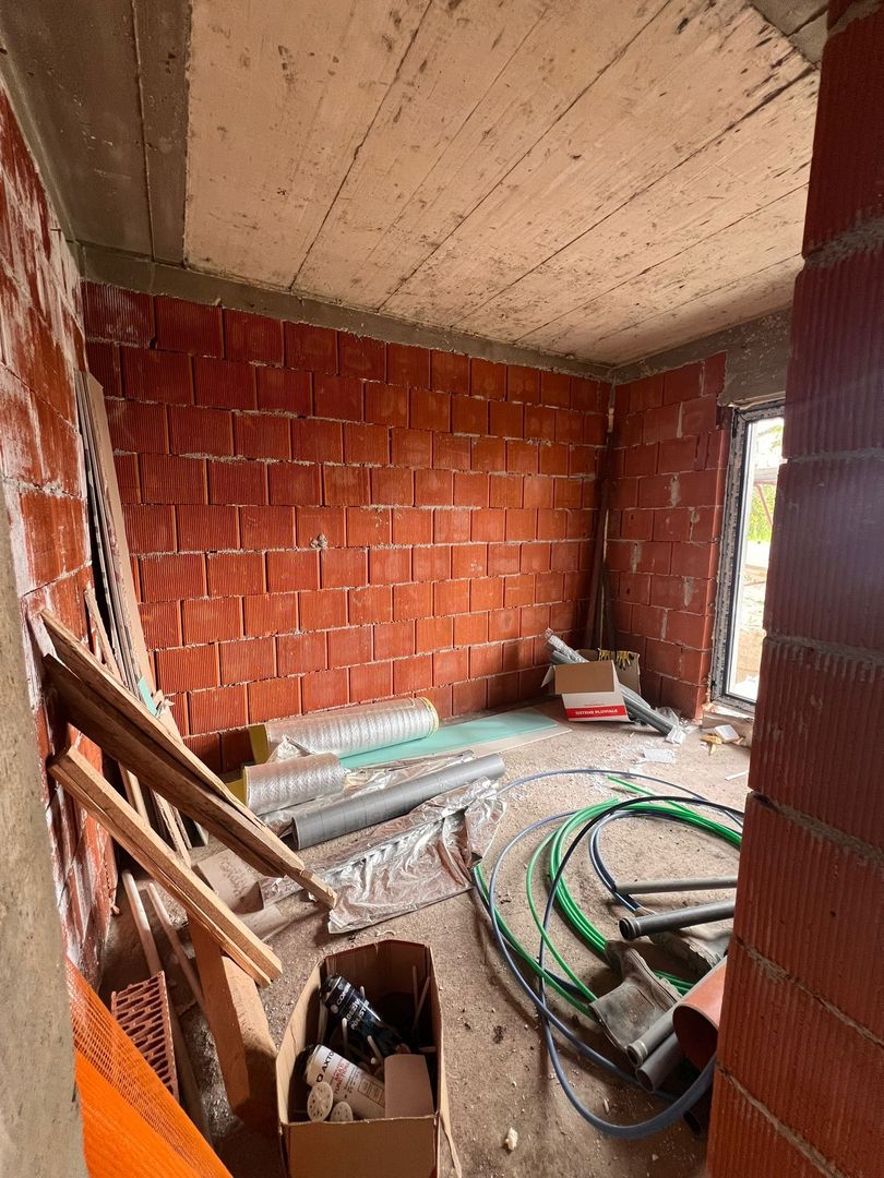 Casa individuala semifinisata in Sanicoara - Poză 16