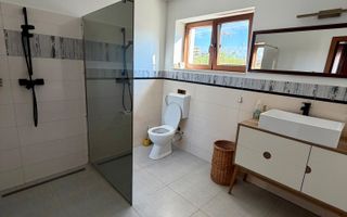 Casa de inchiriat in Selimbar. Zona stadionului/ politie - Poză 4