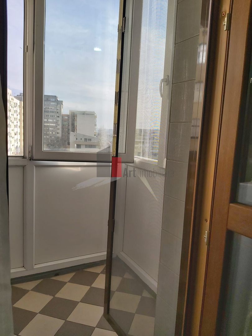 Apartamentul "SUPERMETO", BLOC STRADAL, REABILITAT - Poză 8