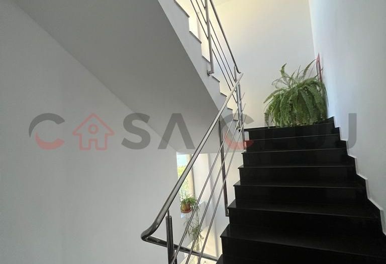 Clădire de birouri de vânzare, 700mp, locație excelentă, Cluj-Napoca ! - Poză 6