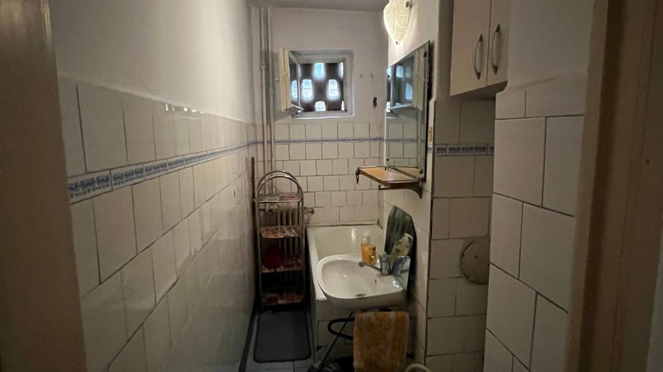 De vanzare apartament 2 camere Velenta - Poză 3