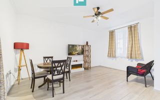 Casă cu 4 camere în Dumbrăvița, langă pădure - Poză 6