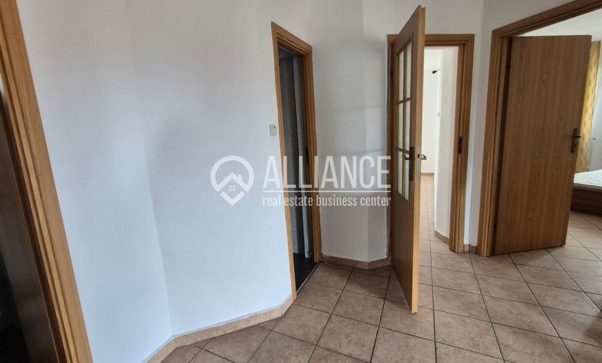 TECHIRGHIOL (COD 02)-  Vilă 10 camere ultracentrala - Poză 11