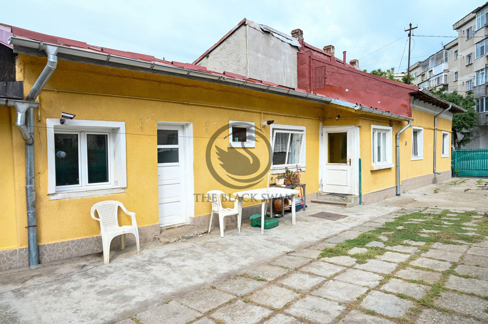 Casa cu 3 camere de vanzare | Mihai Bravu - Ploiesti | Comision 0% - Poză 1