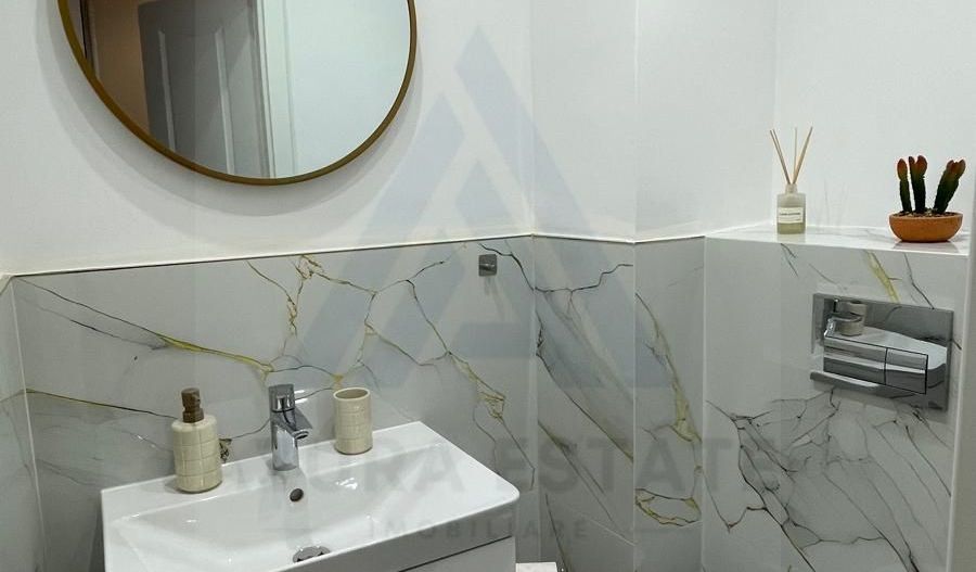 Apartament premium renovat 3 camere 2 bai etaj 1 si 2 boxe in Terezian - Poză 16