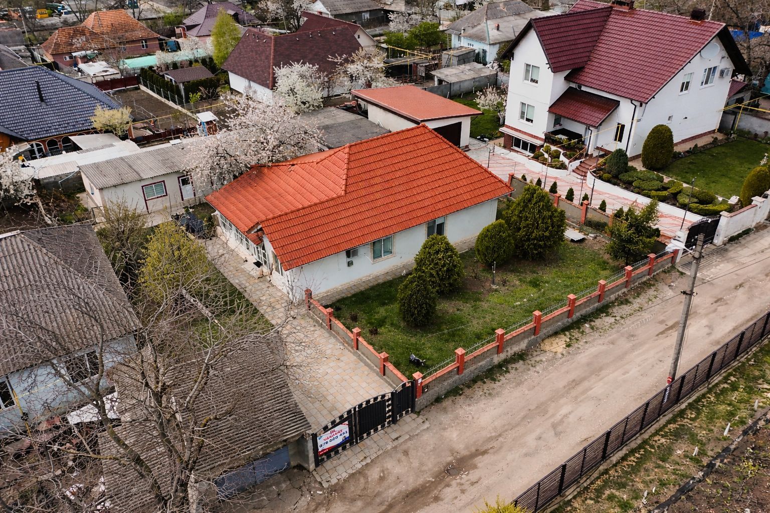 Casă de vânzare în Grătiesti, zonă nouă 🏡 - Poză 3
