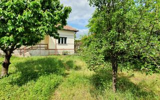 Casa cu 3 camere, 600 mp teren, deschidere la doua strazi, Centru - Poză 3