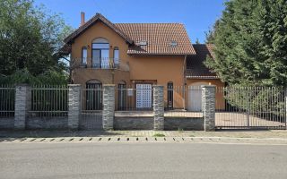 Casă individuală – Dumbrăvița, mobilata si utilata complet. - Poză 1