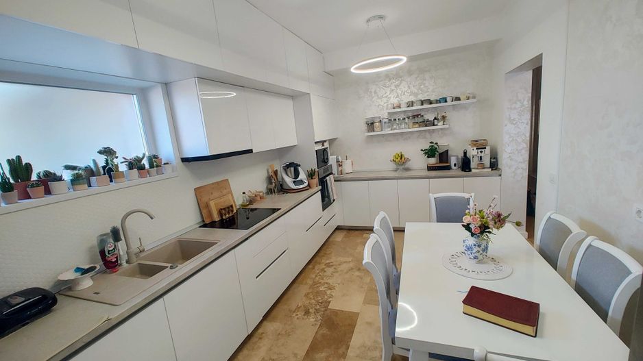 Braytim-Giroc | 5 camere | 3 bai | 4 terase | Asfalt - Poză 3