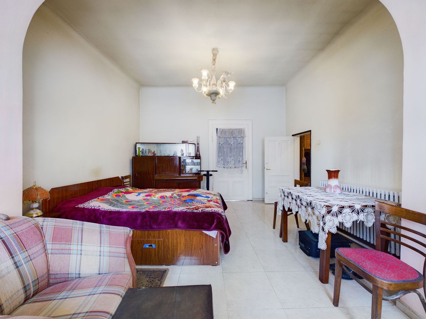 Casă în localitatea Sebiș - Poză 6